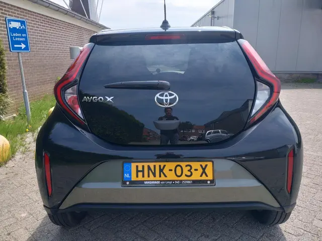 Toyota Aygo X 1.0 VVT-i S-CVT first 2022 Benzine 5