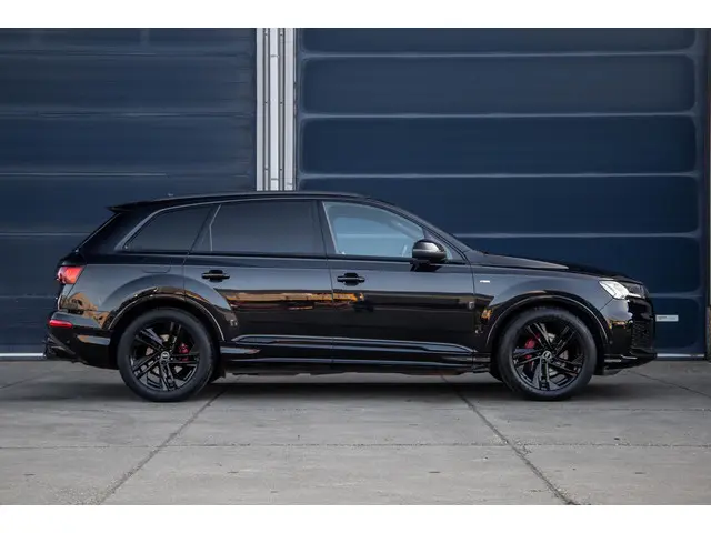 Audi Q7 SQ7 S-Line Grijs kenteken 2020 Diesel 4