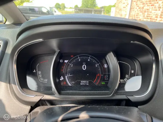 Renault Scénic 1.3 TCe Initiale Paris 2020 Benzine 12