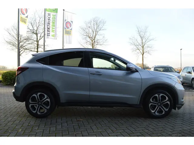 Honda HR-V 1.5 i-VTEC Executive automaat 2017 Benzine 7