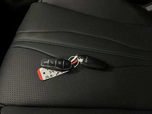 BYD SEAL U 1.5 DM-i FWD Boost 2025 Hybride Benzine 18