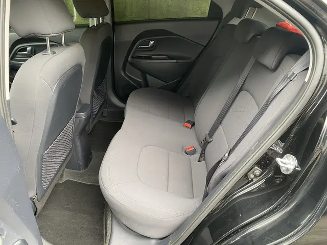 Kia Rio 1.2 CVVT Super Pack 2013 Benzine 13