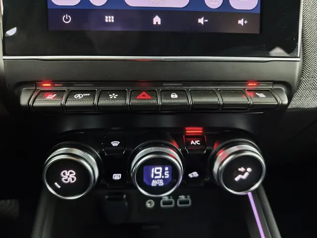 Renault Clio 1.0 TCe 90 GPF techno 2024 Benzine 30