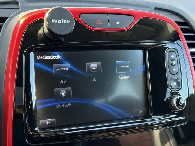 Renault Captur 1.2 TCe Xmod 2015 Benzine 18