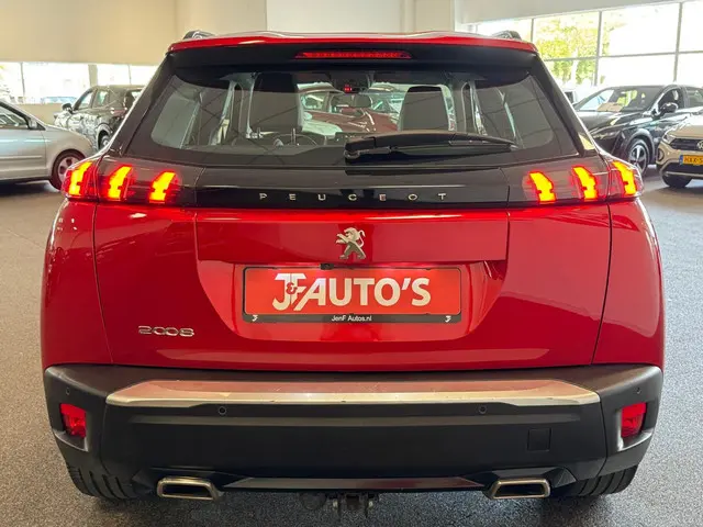 Peugeot 2008 1.2 PureTech Allure 2020 Benzine 3