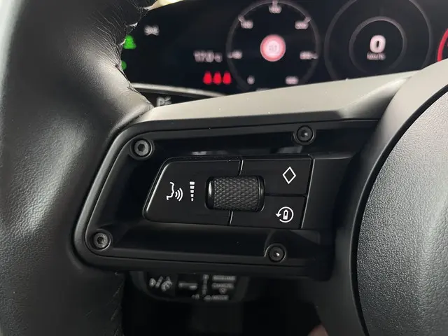 Porsche Taycan Cross Turismo 4S 93 kWh 2023 Elektrisch 35