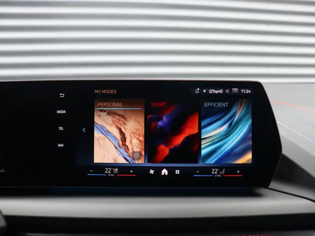 BMW 1 Serie 5-deurs 120 2025 Benzine 27