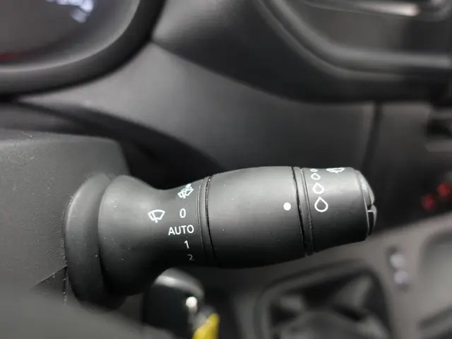 Opel Movano 135pk L2H2 2022 Diesel 17
