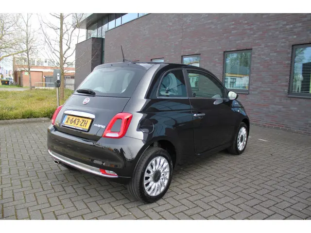 Fiat 500 1.0 Hybrid Dolcevita 2022 Hybride Benzine 8