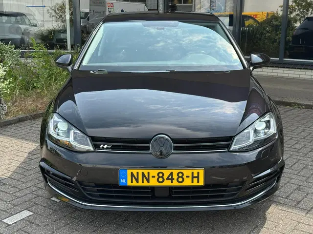 Volkswagen Golf 1.2 TSI Connected Series 2016 Benzine 12