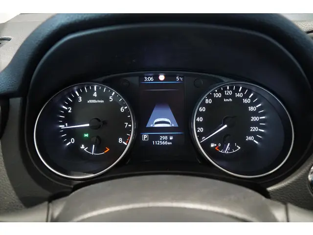 Nissan QASHQAI 1.3 DIG-T Tekna 2019 Benzine 32