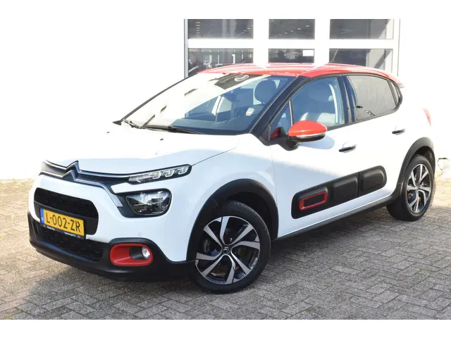 Citroën C3 PureTech 110 Shine 2021 Benzine 8