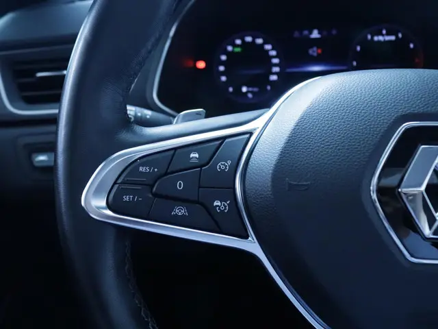 Renault Captur 1.3 mild hybrid 160 iconic 2023 Benzine 16
