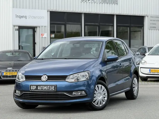 Volkswagen Polo 2