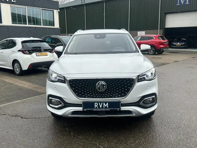 MG EHS 1.5 TGDI Luxury 2023 Hybride Benzine 3
