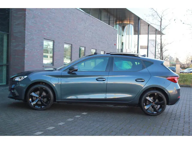 SEAT Leon 1.4 TSI eHybrid PHEV FR 2020 Hybride Benzine 8