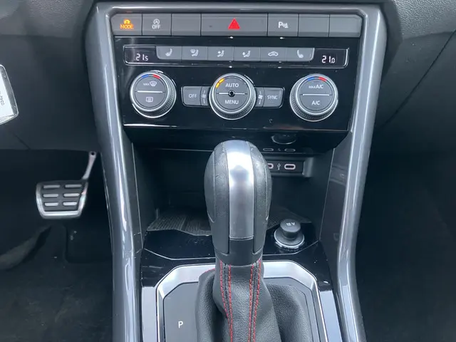 Volkswagen T-Roc 1.5 TSI Sport 2022 Benzine 35