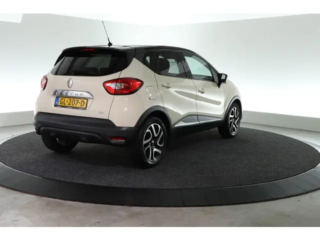 Renault Captur 0.9 TCe Dynamique 2015 Benzine 2