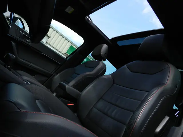SEAT Ateca 1.5 TSI FR Business Intense 2020 Benzine 26