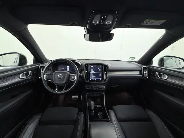 Volvo XC40 Recharge P8 AWD R-Design 2020 Elektrisch 24