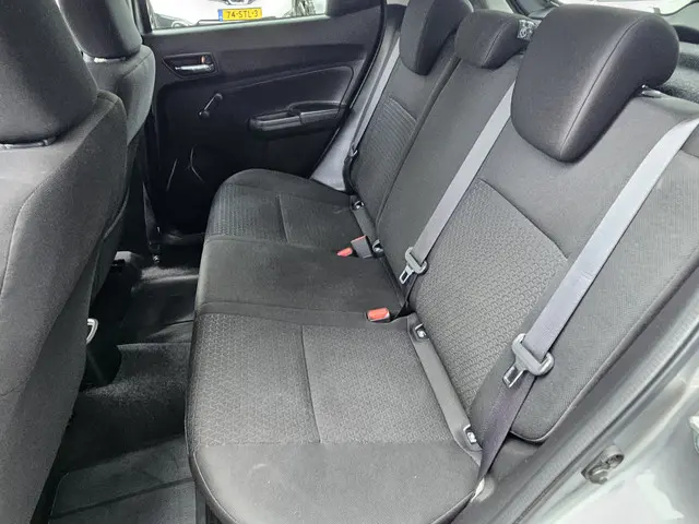 Suzuki Swift 1.2 Select NAVI TEL CAMERA LM 2018 Benzine 12