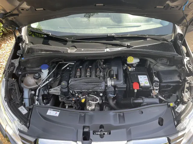 Peugeot 2008 1.2 PureTech Access 2014 Benzine 25