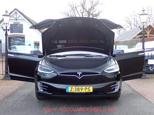 Tesla Model X 90D 6P 2016 Elektrisch 37