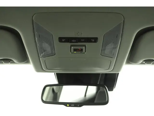 Toyota RAV4 2.5 Hybrid AWD Dynamic 2019 Hybride Benzine 32