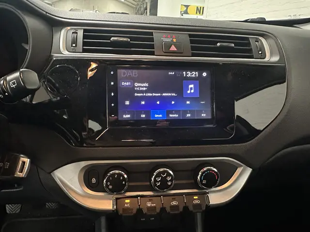 Kia Rio 1.2 CVVT ComfortPlusLine Navigator 2016 Benzine 13
