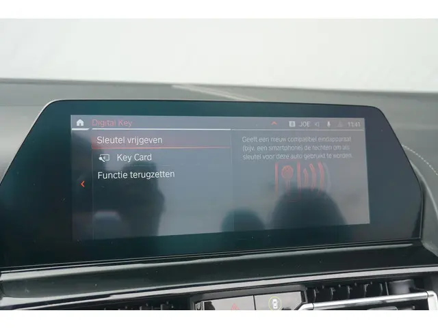 BMW 8 Serie Cabrio 840i 2020 Benzine 34