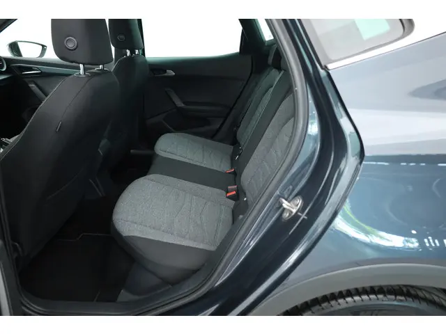 SEAT Arona 1.0 TSI Xperience 2021 Benzine 16