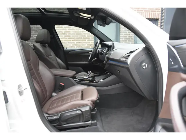 BMW X3 xDrive30e High Executive 2022 Hybride Benzine 12