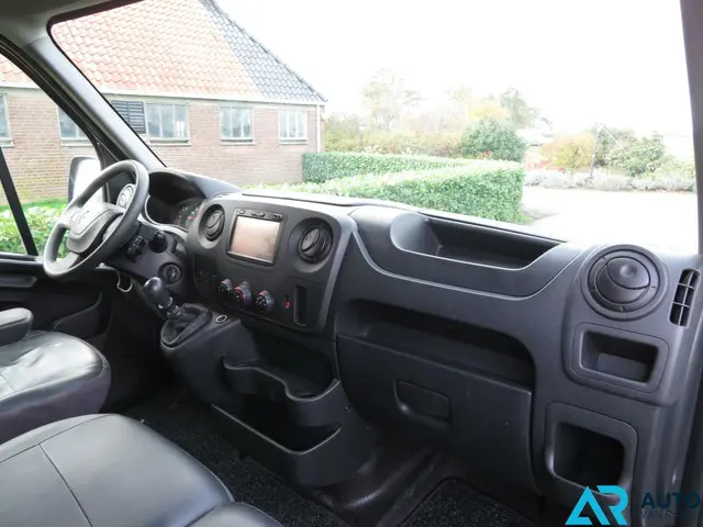 Renault Master bestel T33 2.3 dCi L1H1 2019 Diesel 24
