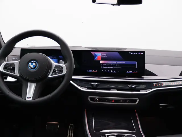 BMW X5 xDrive50e 2024 Hybride Benzine 26