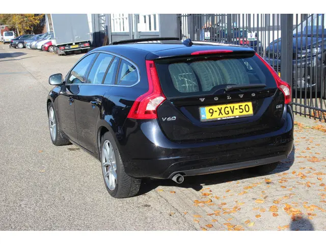 Volvo V60 1.6 D2 Automaat Momentum 2014 Diesel 6