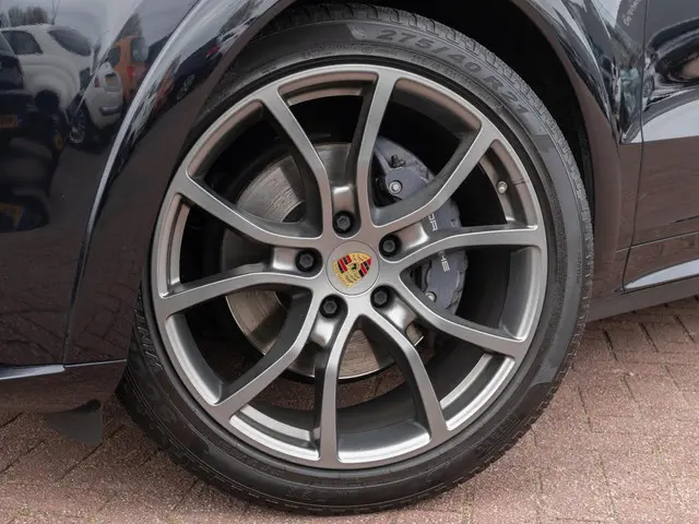 Porsche Cayenne 3.0 E-Hybrid 2021 Hybride Benzine 21