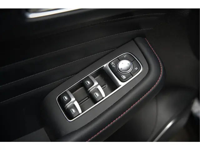 MG EHS 1.5 TGDI Luxury 2022 Hybride Benzine 6
