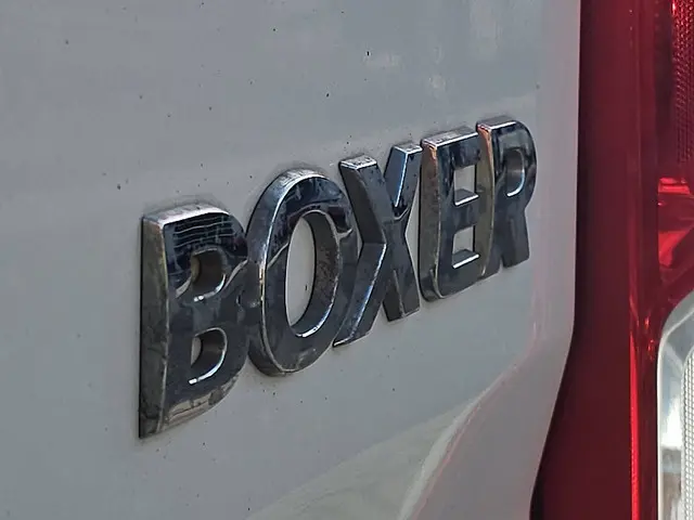 Peugeot Boxer 2.0 2016 Diesel 18