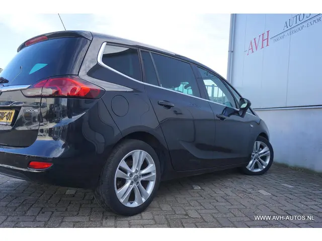 Opel Zafira Tourer 1.4 Edition 2013 Benzine 11