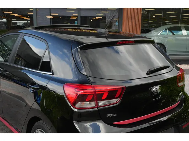 Kia Rio 1.0 TGDI Platinum Edition 2017 Benzine 37