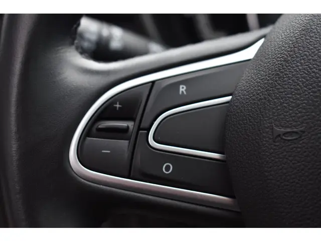 Renault Kadjar TCe 140 EDC Intens 2018 Benzine 21