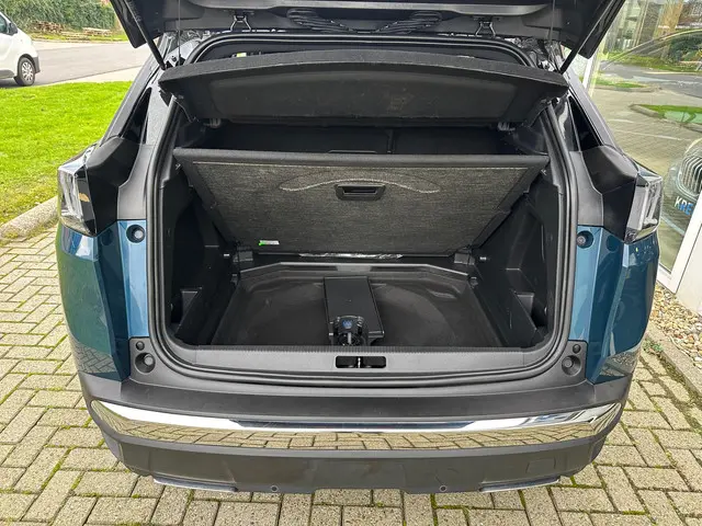 Peugeot 3008 1.2 PureTech GT Pack Business 2022 Benzine 13