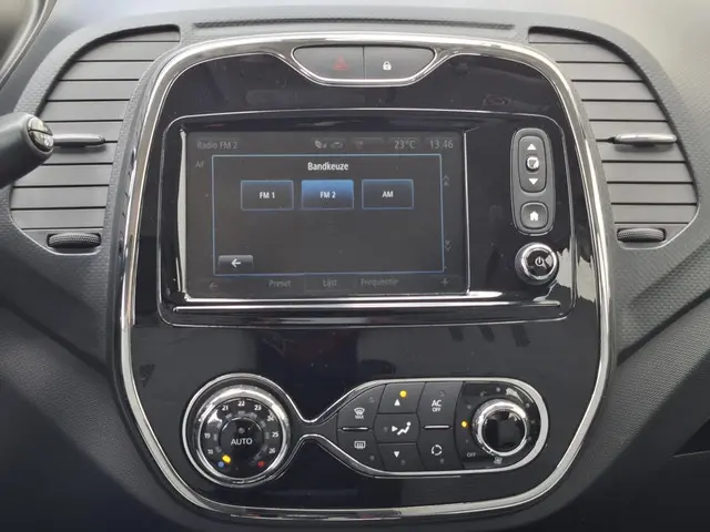 Renault Captur TCe 90 Dynamique 2014 Benzine 21