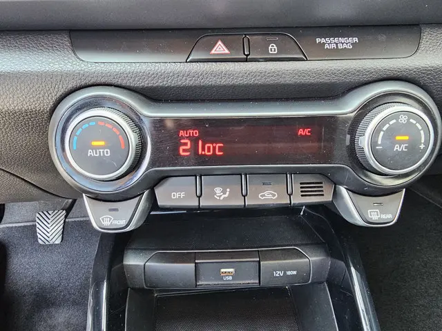 Kia Rio 1.0 T-GDi MHEV DynamicLine 2021 Hybride Benzine 19