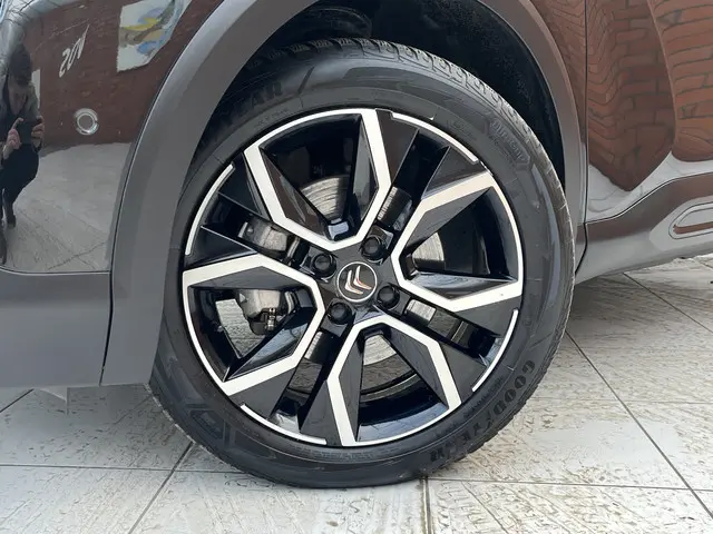 Citroën ë-C4 Shine 50 kWh 2021 Elektrisch 4
