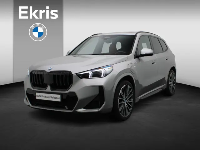BMW X1 xDrive25e 2023 Hybride Benzine