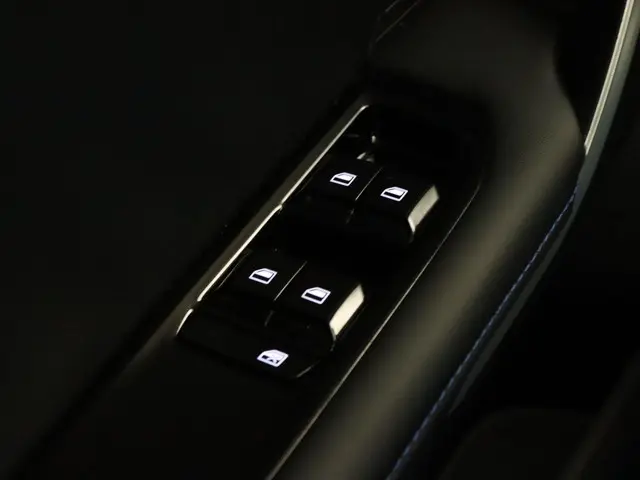 MG MG4 Electric Luxury 64 kWh 2023 Elektrisch 25