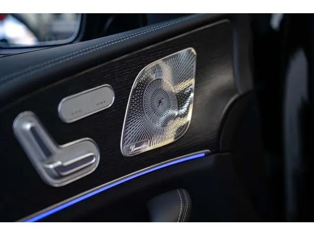 Mercedes-Benz GLE 580 Premium Plus 2022 Benzine 34