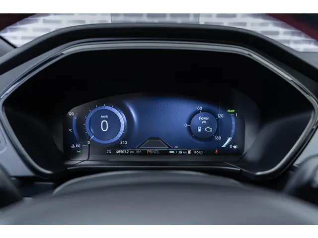 Ford Kuga 2.5 PHEV ST-Line X 2021 Hybride Benzine 33