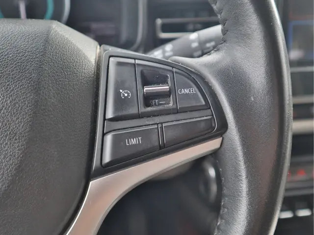 Suzuki Ignis 1.2 AllGrip Select Intro 2017 Benzine 14